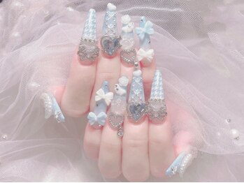 ルル 関内(LuLu)の写真/【デザイン持ち込みOK☆】爪が短い方や形が気になる方に◎長さ出しで指先をすらっとキレイに見せます♪