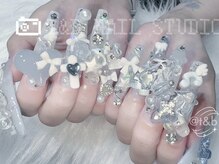 ティーアンドビー ネイルスタジオ(T&B NAIL STUDIO)の雰囲気（ゴテゴテ乗せ放題）