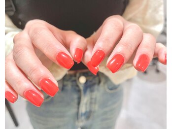 ネイルサロン ティフィン(tiffin)/～レッドカラー～