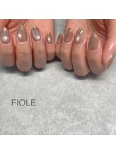 フィオル(FIOLE)/マグネットネイル