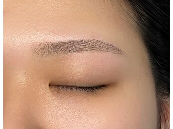 テリオス(terios.)の写真/垢抜け美眉でお顔の印象が一気に変わる♪眉を整えてすっぴんでもより好印象なお顔に導きます☆