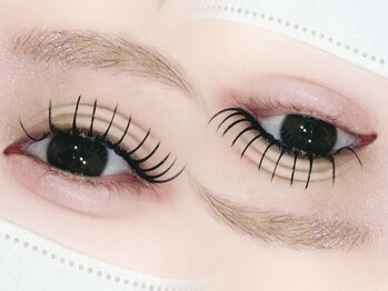 ティアラ(TIARA for nail & eye)の写真/エクステ派の方から人気のフラットラッシュとLEDをご用意♪目に影響のないLEDでスピーディーに仕上げます◎