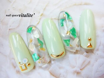 5月ハンドジェルc 70 Pg ネイルスペース ヴィタリテ Nail Space Vitalite のフォトギャラリー ホットペッパービューティー