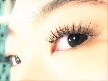 まつげエクステサロン アイズ 大宮西口店(I's)/太くても軽いフラットラッシュ!