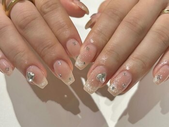 リラエス(Rela S)/純欲風チークマグフレンチネイル