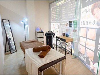 ゴールデンエイジ(Golden Age)/サロンの雰囲気