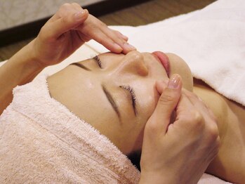 ディオーネ 新宿本店(Dione)/【顔脱毛OP/毛穴レスキュー】-