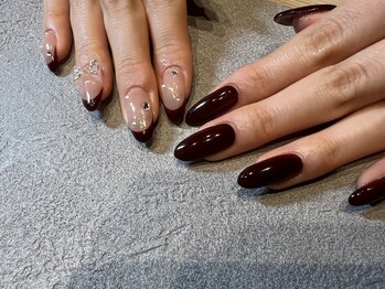 ボルドートレンドネイル