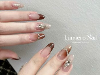 ルミエール ネイル モンナカ(Lumiere Nail Monnaka)/オンブレフレンチ/冬ネイル
