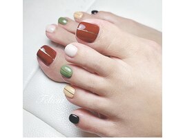 5色ネイル￥10500