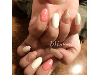 ブリスネイル(bliss-nail)/手書き大理石パーツ