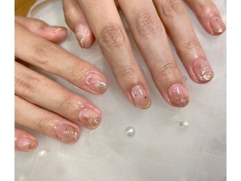 ゴールドフレンチデザインネイル