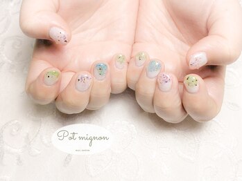 ポ ミニヨン(Pot mignon)/キラキラワンポイントパール