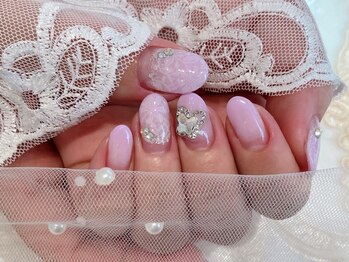 リュバンネイル(Ruban nail)の写真/【パーツ・ビジューは400種類以上♪】あなたの"かわいい"を叶えます♪大切な予定やイベント前にも◎