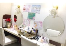 ジェイエステティック 茅ヶ崎店/お帰り前は充実のメイクブースへ