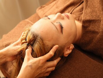 まどろみの写真/【もみほぐし40分+ドライヘッドスパ20分 ¥4,200】癒し×集中ケアで気分爽快★眼精疲労や首肩こりにも◎