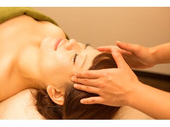 プレステージ 横浜店の写真/体の循環を促し深くほぐす施術で休息を！睡眠の悩みや寝つきが悪い夜に寄り添う♪