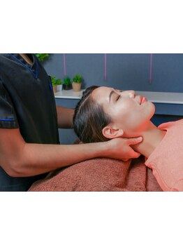 首・肩のつらさを改善したい