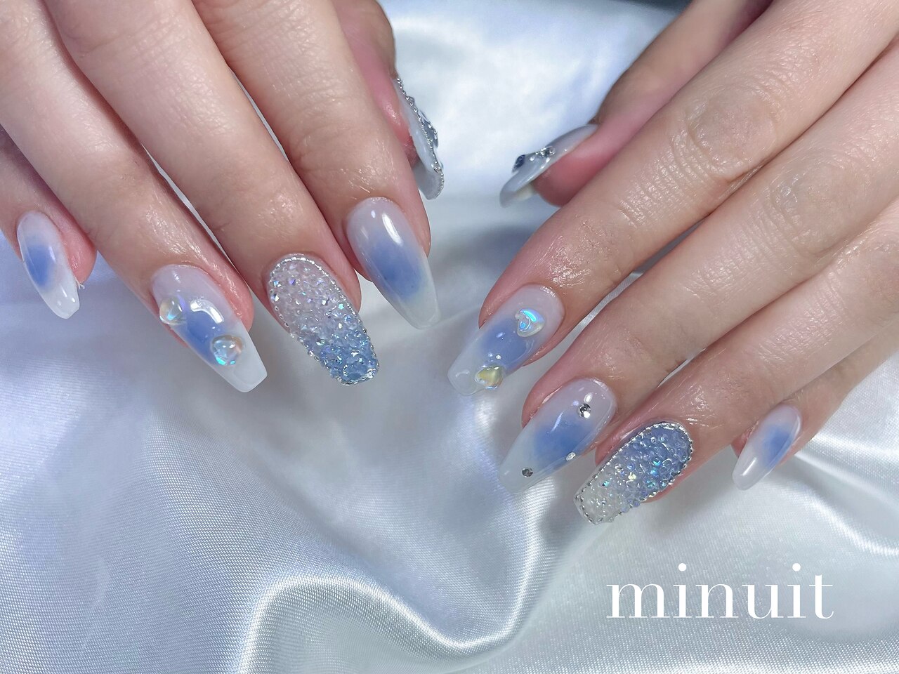 2026年冬トレンド】ブルー ガーリーのネイルデザイン集｜人気順