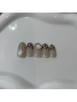 アイコニック ネイルアンドアイ 長久手店(ICONIQ nail&eye)/