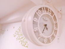 ネイルサロン セーラ 国立(Sara)/アンティーク調の店内♪