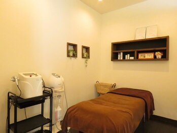 エステサロン シャイン/ベッド3台♪