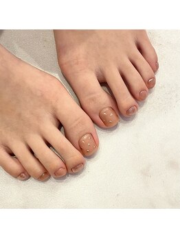 フィオーレ(fiore)/キラキラハートネイル 薄葉