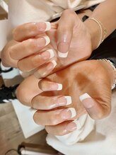 サロンビー(Salon B)/フレンチネイル　パラジェル