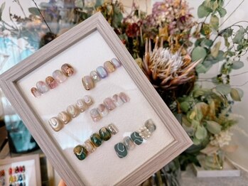 ルブリー 代官山店(Roovely)の写真/【トレンドデザイン多数ご用意♪】シーンやスタイルに合わせて様々なデザインをご提案◎理想の指先に☆