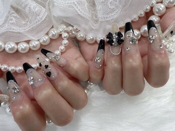 レックス(Lexx92)の写真/「こんなネイルがしたかった」を叶えるサロン!400を超えるカラーやオリジナルパーツで自慢の指先に★