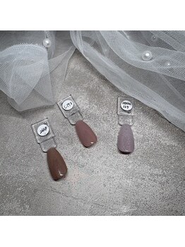 1時間・¥3,000 2月の3色カラー