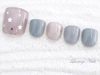 ラグジュアリーネイルズ タカダノババ(Luxury Nails Takadanobaba)/キュート☆スターホログラム