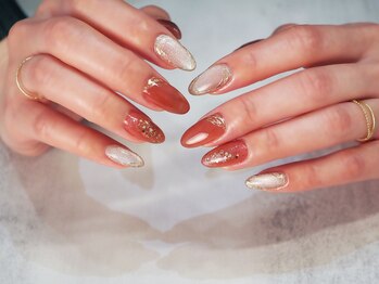 ネイルサロン レボルデ/10本デザインコース