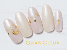 クアトログランシュ 青葉台(QUATRO×GranCieux)/上品ネックレスネイル／6500円