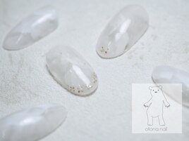 ホワイトニュアンスネイル