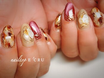ネイルトップエクル(nail top E CRU)/leopard magnet