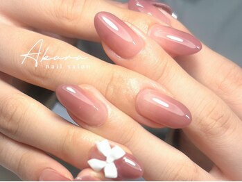 アカラ(Akara)の写真/歴11年以上の高技術でシンプルネイルでも周りと差がつく美しい指先へ！ハイクオリティな技術をお約束★