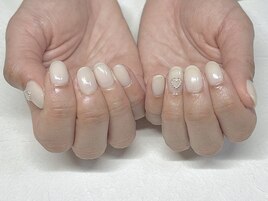 ホワイト/ワンカラー/シンプル