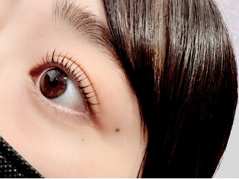 アイラッシュシーア 西多賀店(Seaa)の写真/大人女性の方に大人気サロン★完全個室の中でハイクオリティのデザインを◎忙しい毎日に時短を叶えます！
