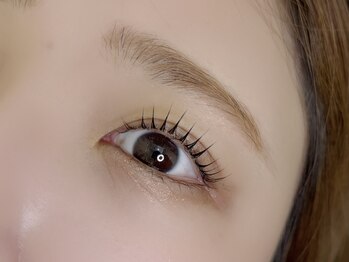 アーツアイサロン 町田駅前通り店(arts eyesalon)/パリジェンヌ