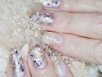 アデールネイル(adele nail)の写真/500色以上のカラーとパーツからご要望に合ったぴったりのネイルをご提案♪最新トレンドデザインもご用意!