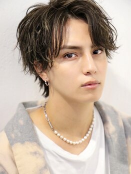 ルミシアメン 福岡博多駅前店(LUMICIA.MEN)の写真/【人気メンズ眉毛専門店】メンズ美眉スタイリングアイブロウWAX¥4500*大人気LUMICIA.TOKYOメンズ眉毛専門店