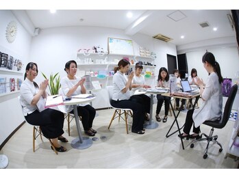 ポーラ 鶴崎駅前店(POLA)/研修タイム♪