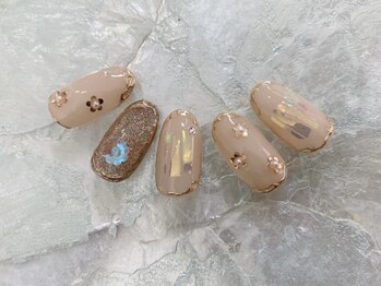 【足立担当】フラワーホロネイル