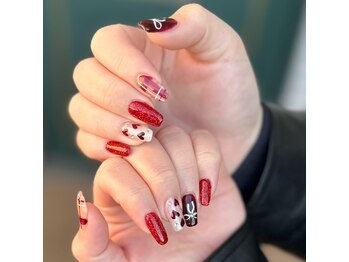 わがままキャット/赤ネイル