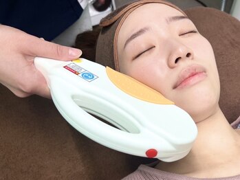 サロン ド ブリオン(Salon de Brillant)の写真/《肌質改善》リピーター様多数◎人気のシミケアで透明感UP☆年齢とともに深まる肌悩みにアプローチ!!