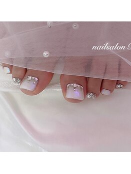 アール(R)/オーロラフットデザイン