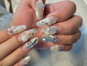 ネイルサロン ホロホロ(..HOlo HOlo..)/