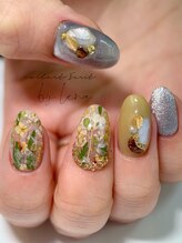 ネイルアート エクリ(Nail Art:Ecrit)/ボタニカルアンティークネイル