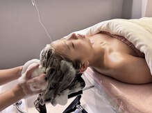 ワイエスヘッドスパ(YS)/7 【マッサージシャンプー】